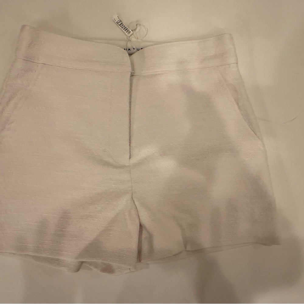 Trina Turk Cream High Waist Shorts